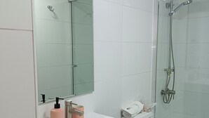 Hair dryer, towels, toilet paper - Kasa and family 522 (Valdivia)