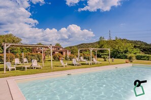 Seasonal outdoor pool - Hotiday Massa Marittima (Massa Marittima)