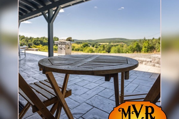 Raven Feather Retreat - Unit 2 hosted by MVR Vacation Rentals, Inc. 570-948-1293