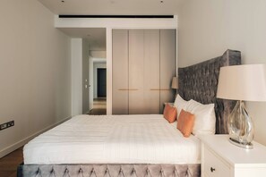 مكواة/لوح كي وواي فاي وملاءات أسرّة