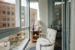 Interior - luxury Modern 2Bed-2 Bath Flat (Greater London)