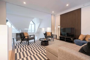 TV, DVD player, offices