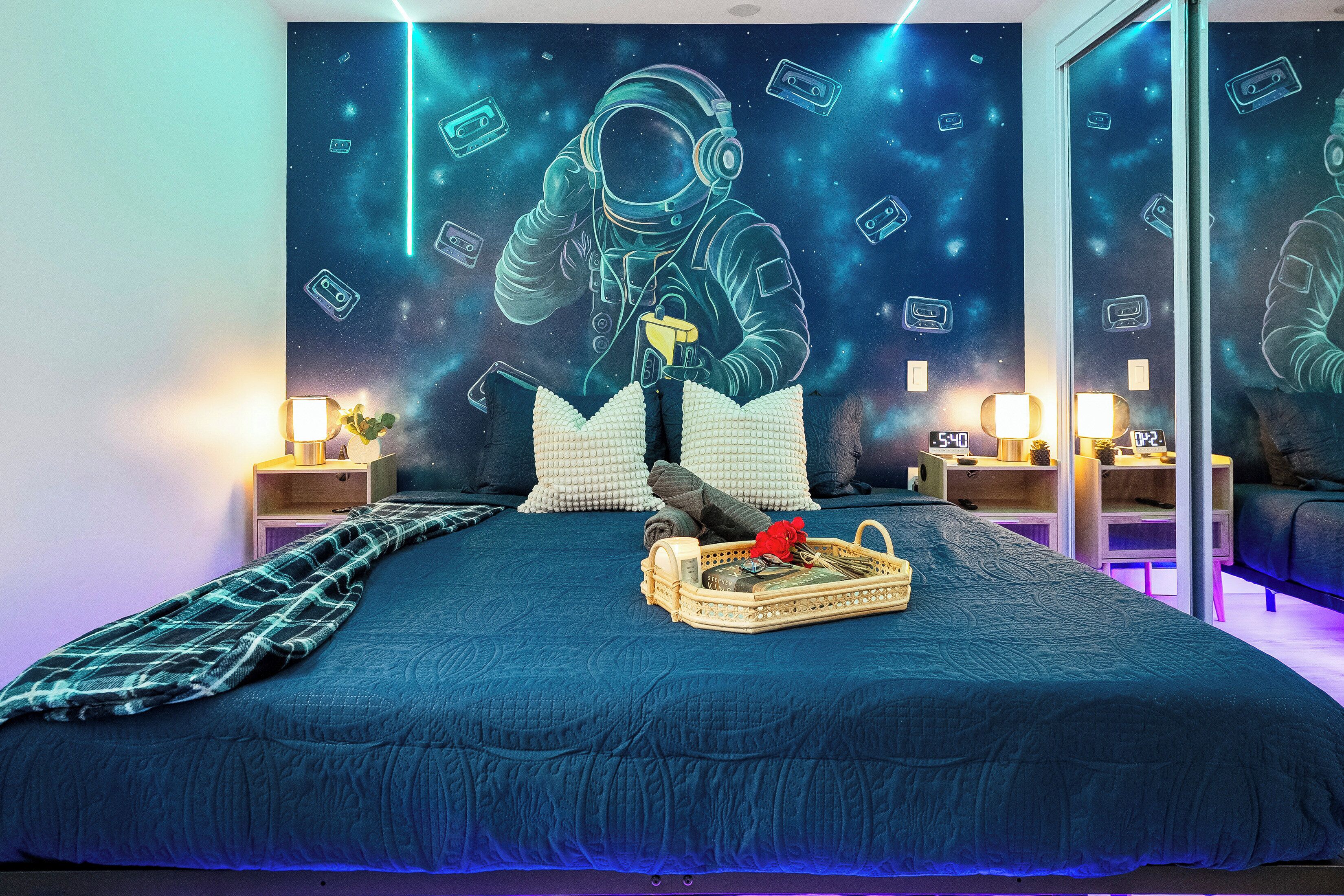 3 室のベッドルーム、アイロン / アイロン台、WiFi (無料)、ベッドシーツ