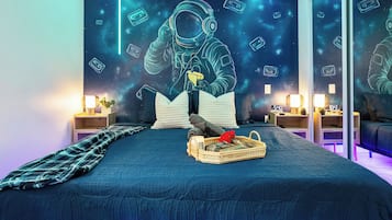 3 bedrooms, iron/ironing board, free WiFi, bed sheets