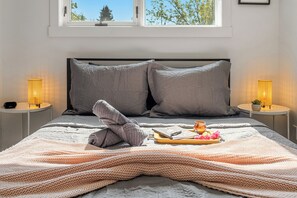 4 makuuhuonetta, silitysrauta/-lauta, vauvan matkasänky, ilmainen Wi-Fi