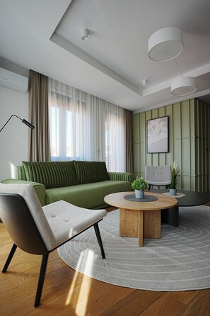 Luxury Apartment, Balcony | Living area