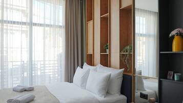 Superior Studio Suite | Free WiFi