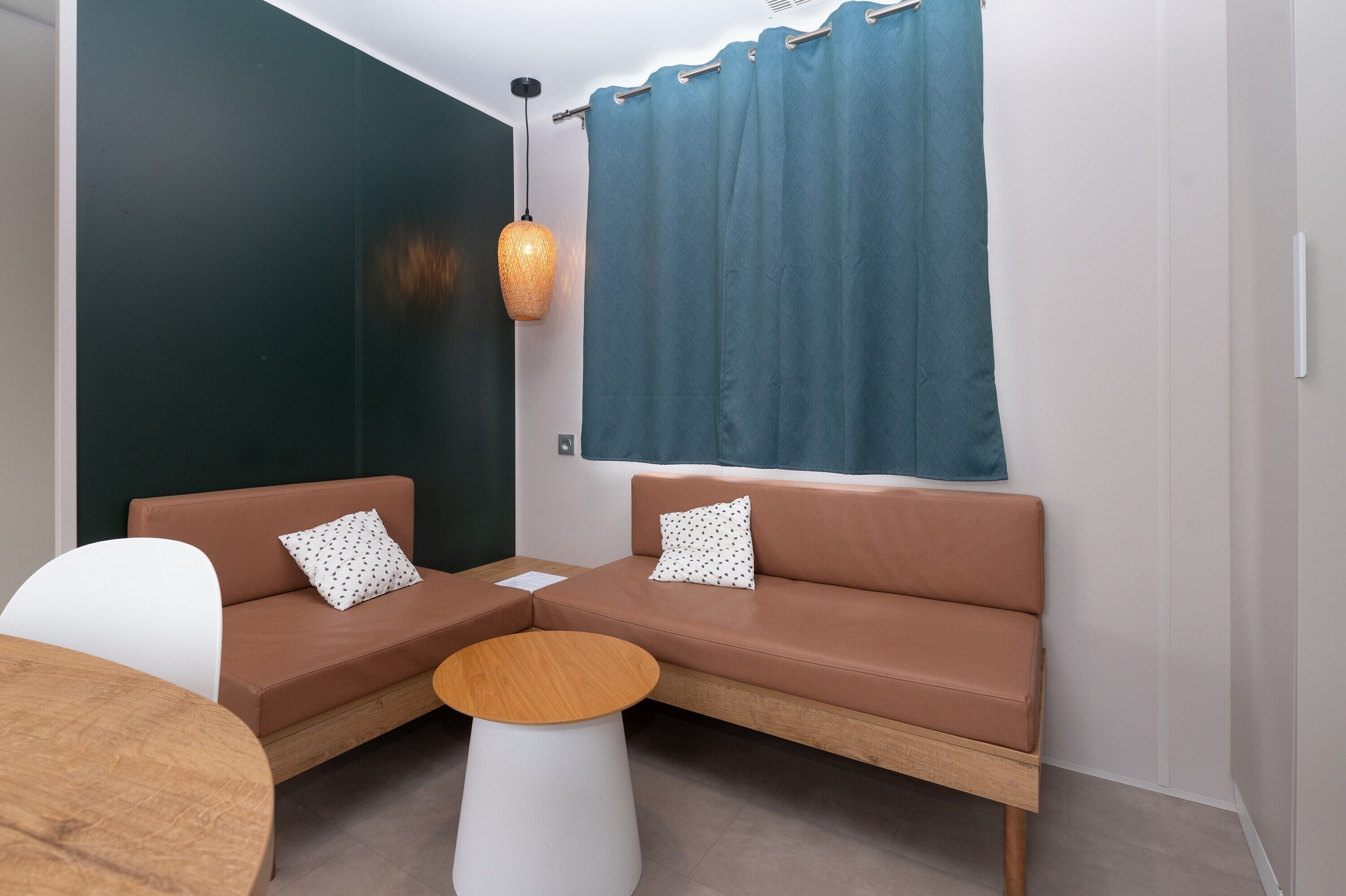 Table de tennis de table