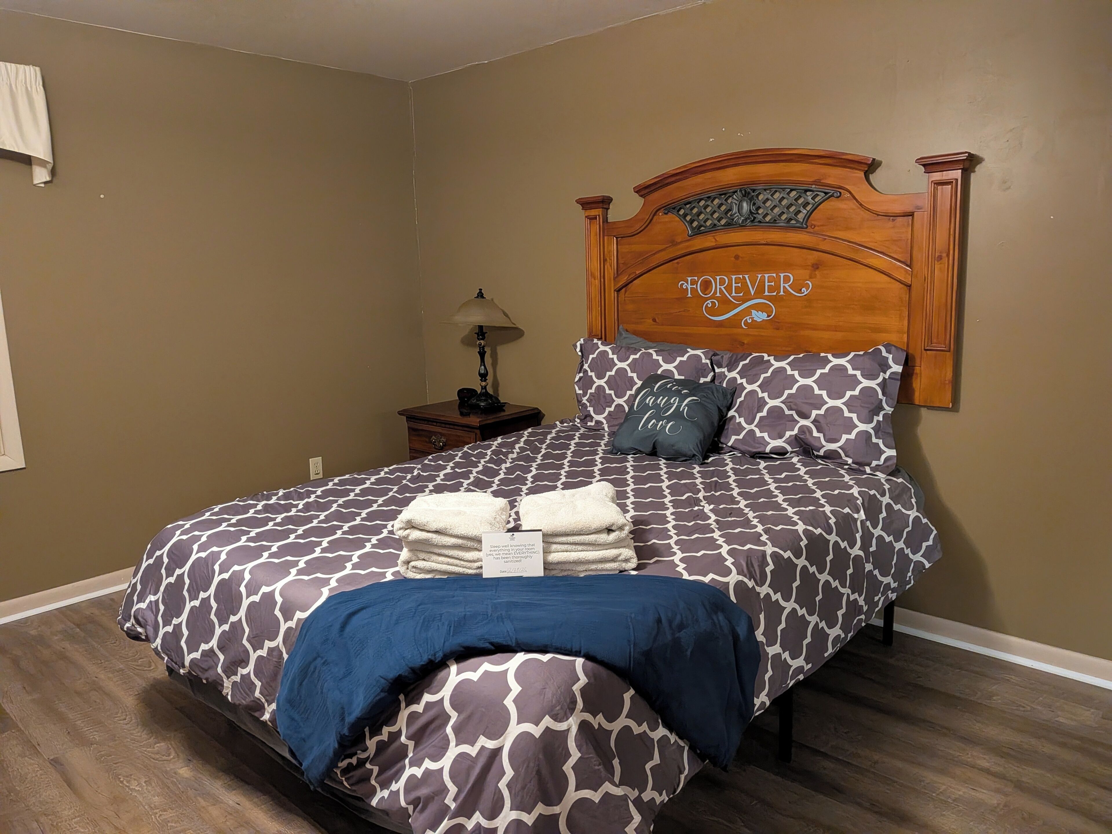 Wifi gratis y ropa de cama