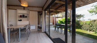 Chalet "30m² Le phare d'Eckmühl" in Plouhinec, 500m from the beach, sleeps 5