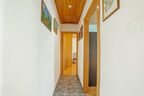 Interior - CASA DO MALHADINHAS by VACATIONY (Vila Nova de Paiva)