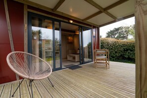 Terrace/patio - Chalet “20m² - Les Îles Vierges” with Terrace (Plouhinec)