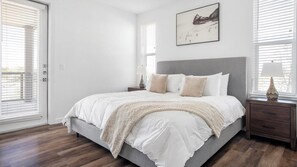 Desk, iron/ironing board, WiFi, bed sheets - Landing | Stylish 2BD, Pool, Clubhouse (Lakeway)