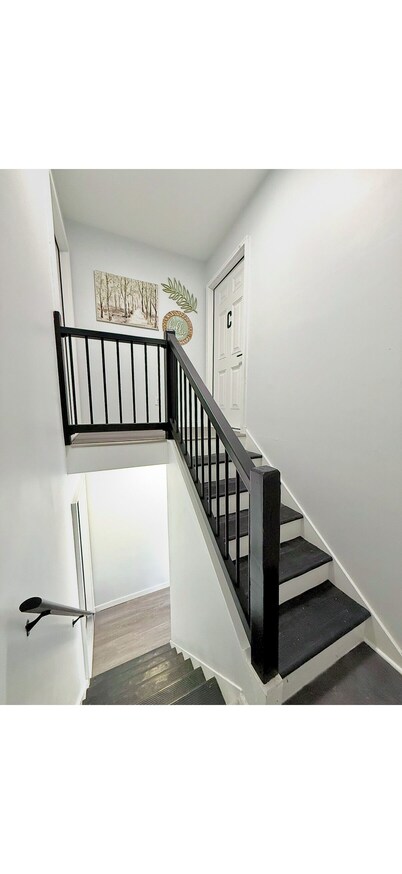 Soothing 2-bedroom apartment with AC in charming Crewe