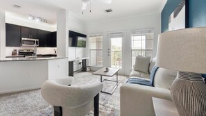 Smart TV - Landing | Incredible 1BD, Gym, Pool (Austin)