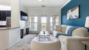 Smart TV - Landing | Amazing 1BD, Courtyard, Gym (Austin)