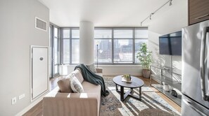 Smart TV - Landing | Incredible 1BD, Game Room (Chicago)