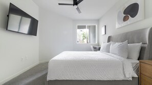 1 bedroom, desk, iron/ironing board, WiFi - Landing | Amazing 1BD, Pool, Gym (Spring Valley)