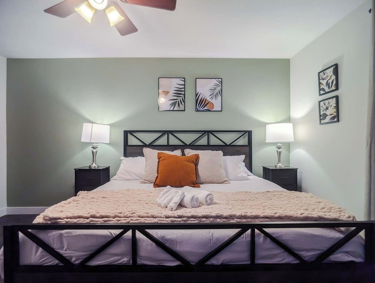 2 bedrooms, iron/ironing board, WiFi, bed sheets