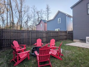 Property grounds - King Bed • Firepit • Buckeye Lake • Hebron 18 Mins (Thornville)