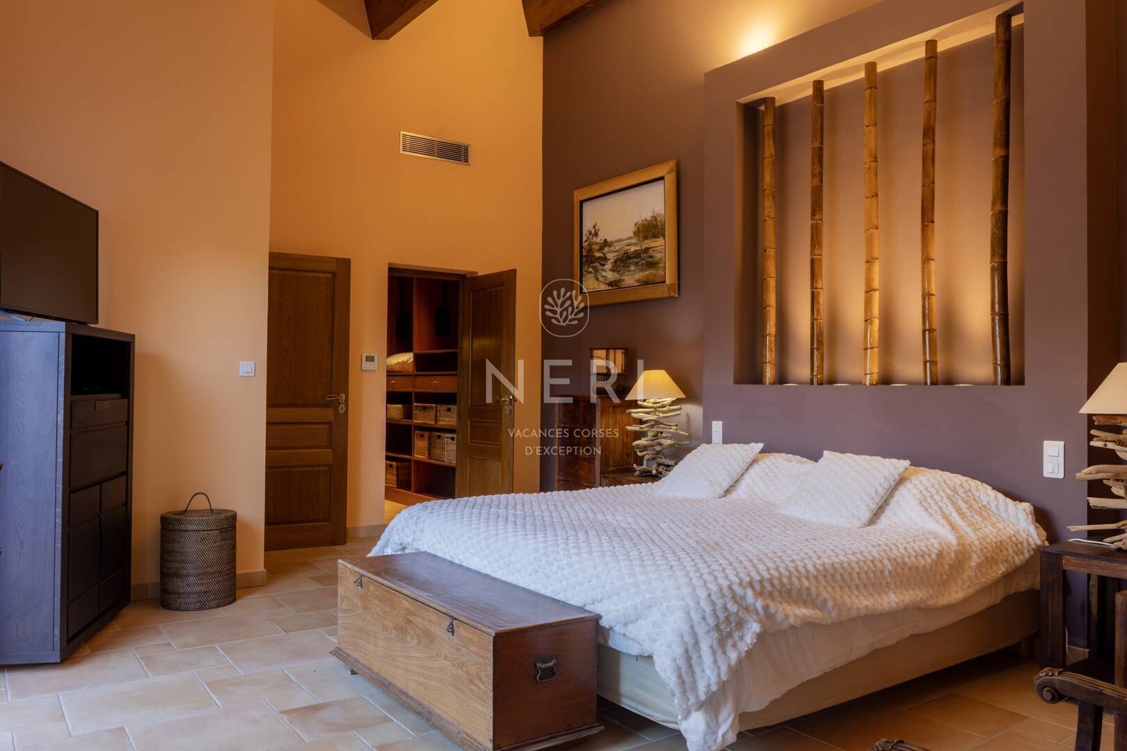 熨斗/熨衣板、免费 WiFi、床单