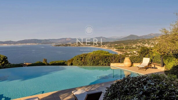 An infinity pool with a view of the sea and mountains. - Villa AMBRA - 6 bedrooms, panoramic sea view, swimming pool (ALBITRECCIA)
