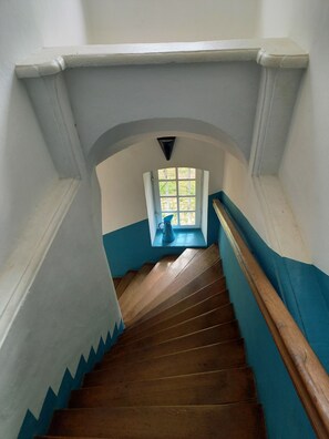 Tabla de planchar con plancha y wifi gratis 