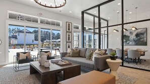Smart TV - Landing | Modern 1BD, Courtyard, Pool (Madison)