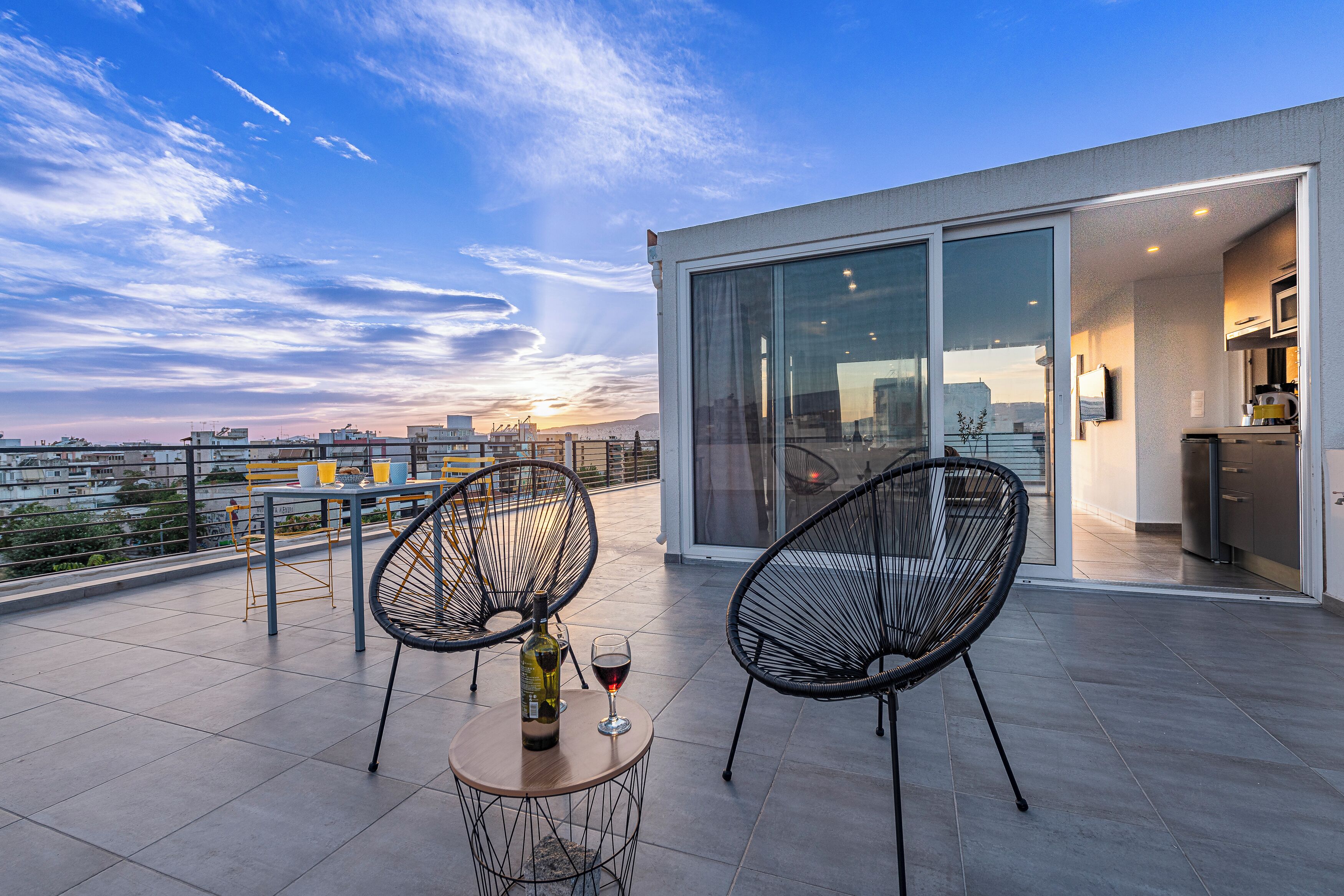 Lejlighed - 1 soveværelse - balkon - byudsigt | Balkon