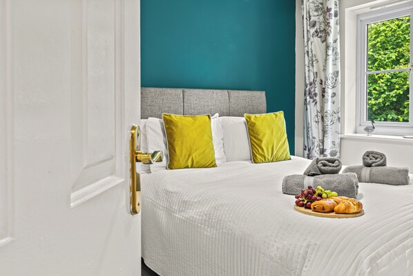 3 chambres, fer et planche à repasser, Wi-Fi gratuit, draps fournis