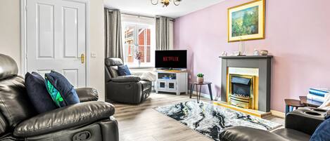 Smart TV y chimenea
