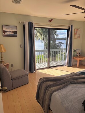 3 habitaciones, escritorio, tabla de planchar con plancha y wifi gratis 