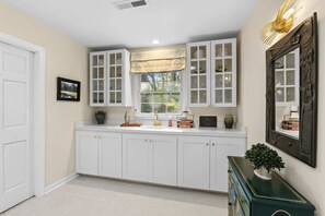 Interior - Coastal Haven Near Beach & Golf (Hilton Head Island)