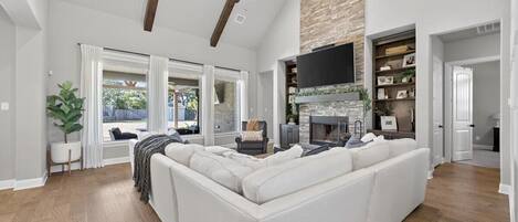 TV connectée, espaces bureaux