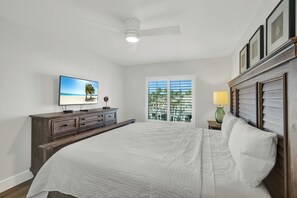 Room - Marina Villa 806 | Now accepting 3 night stay! (Captiva)