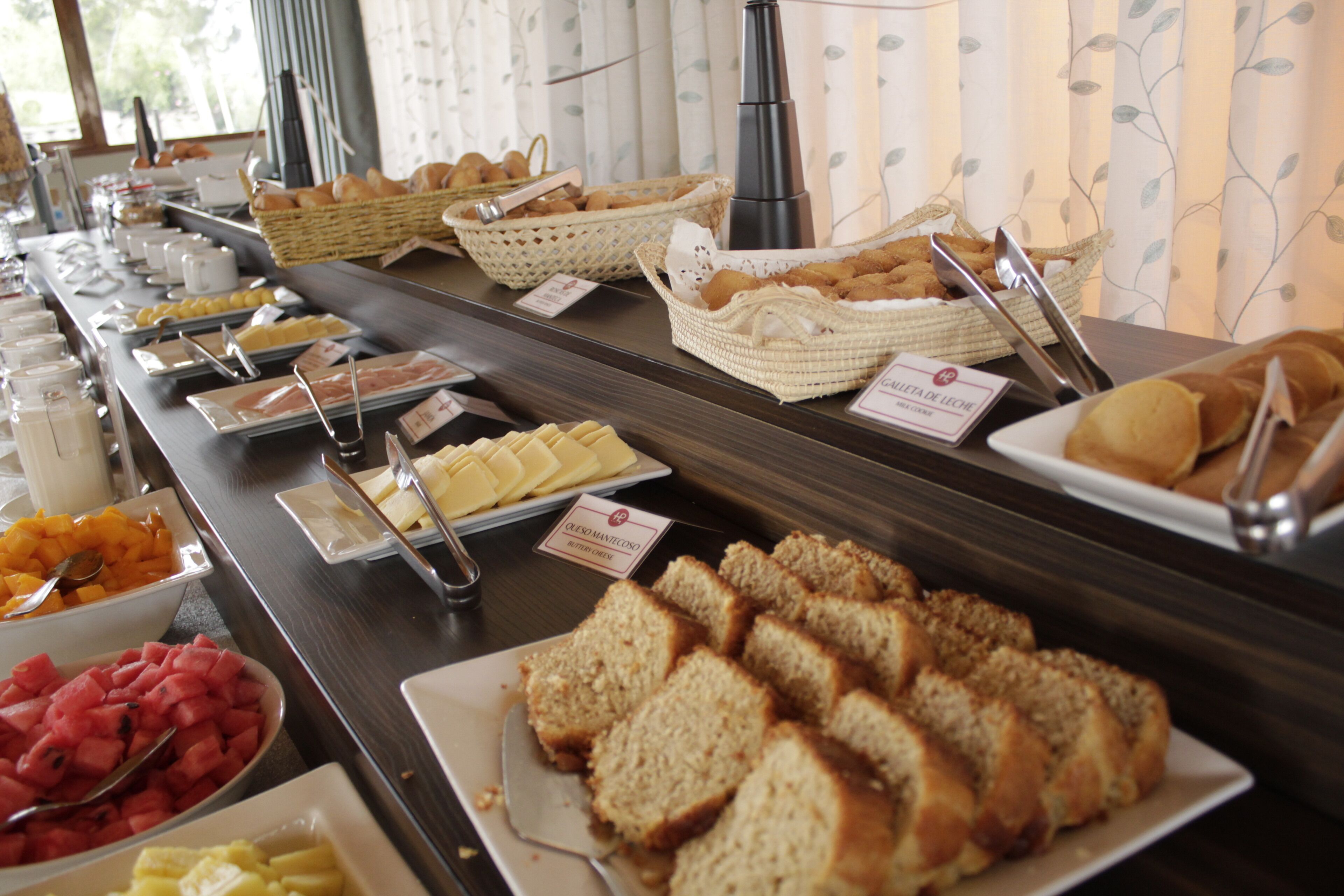 Desayuno a la carta gratuito y diario