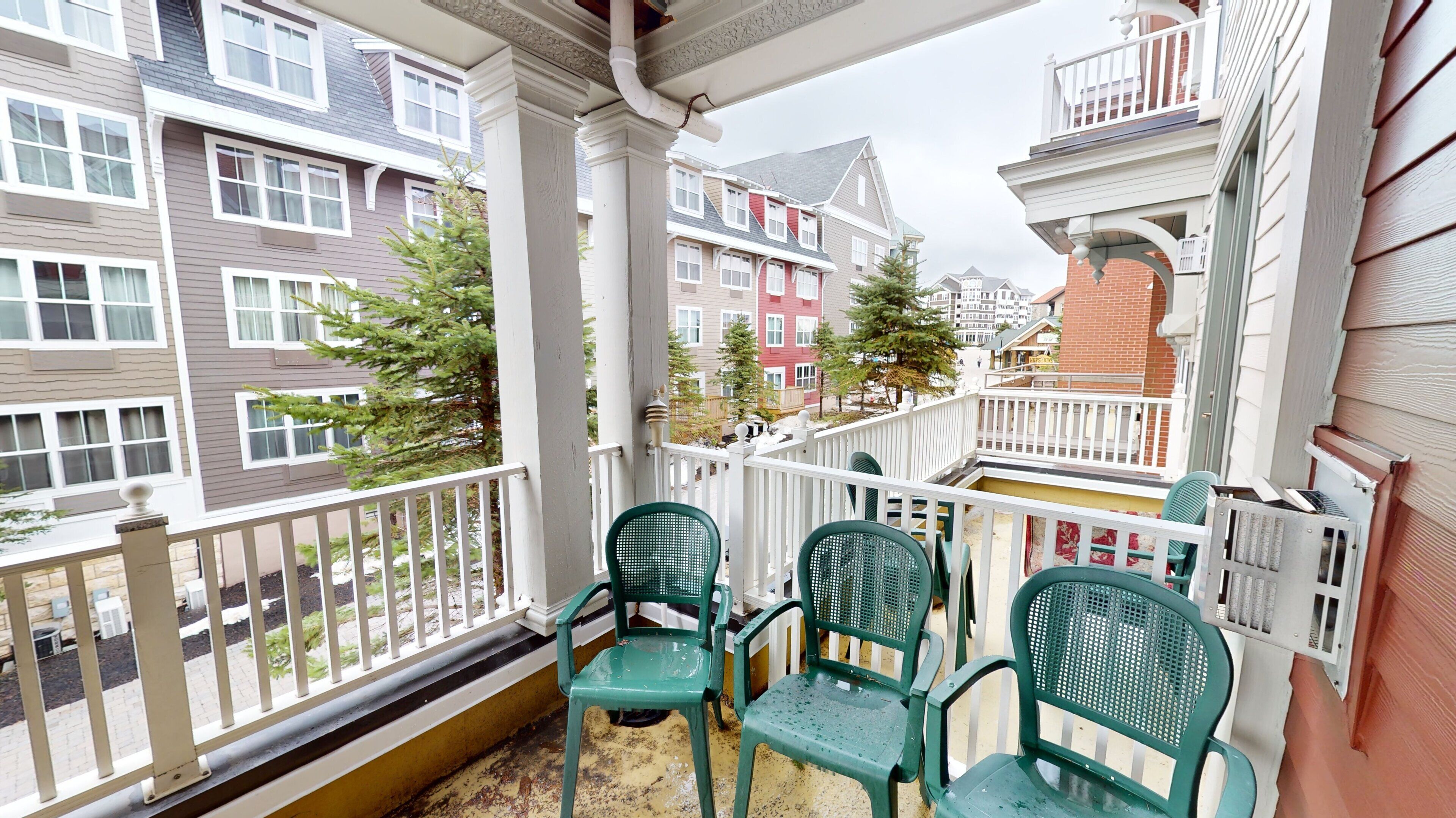 المنطقة المحيطة بالمنشأة