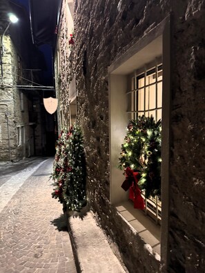 Façade de l’hébergement - soirée/nuit