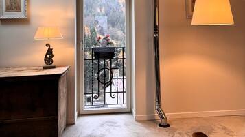 Luxury-Vierbettzimmer, Bergblick | Ausblick vom Zimmer