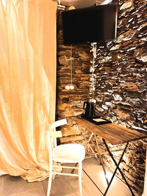 Luxury Double Room, Garden View | Individually decorated, individually furnished, desk, laptop workspace - Antica Foresteria Karolingia (Ponte di Legno)