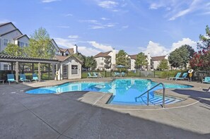 Pool - Landing | Amazing 2BD in Broken Arrow (Broken Arrow)