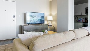 Smart TV - Landing | Spectacular Studio, Pool, Game Room (Fort Wayne)