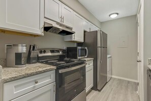Fridge, dining tables - Landing | Incredible 1BD, Pool, Clubhouse (Atlanta)