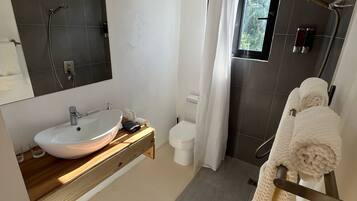 Comfort-Zimmer, Meerblick | Badezimmer