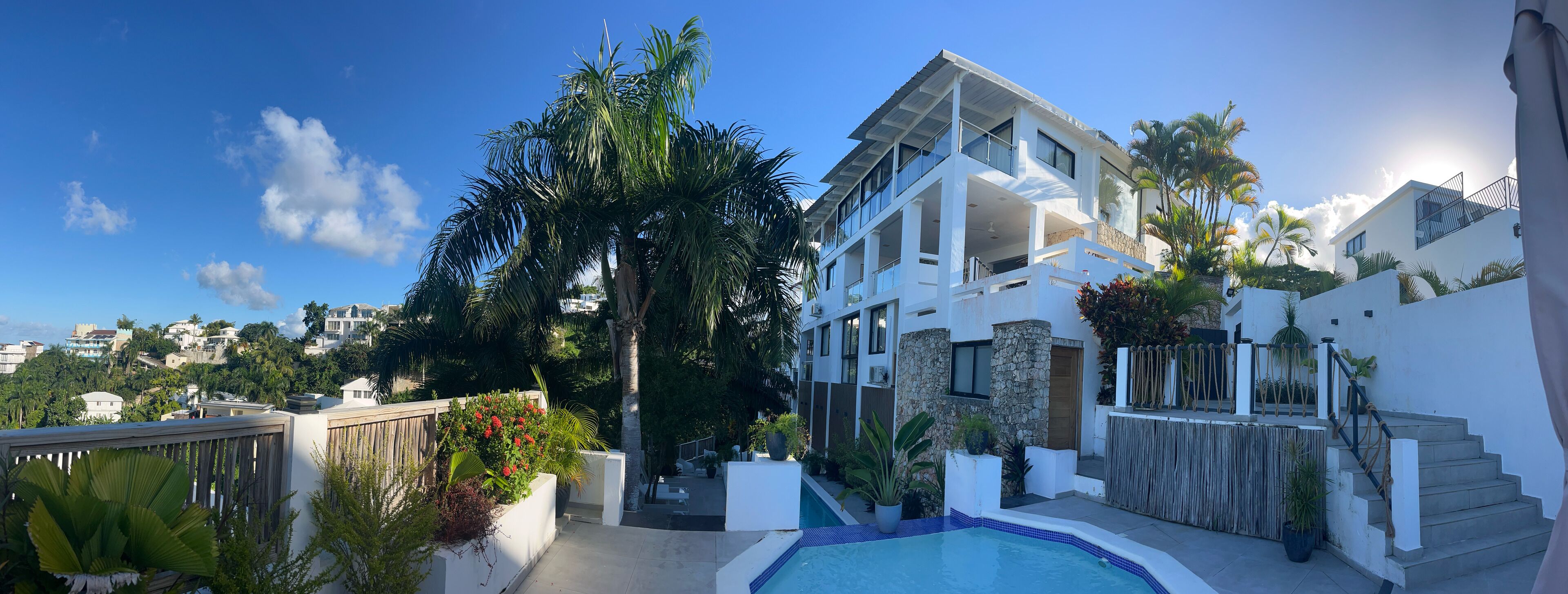 Fachada de la propiedad