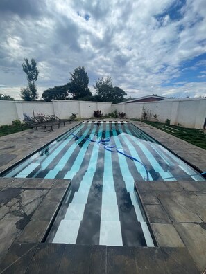 Pool - Rift Valley stay pool big verandah sunsets - 2342 (Wanyororo B)