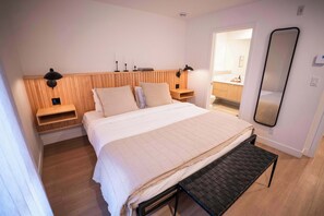 4 chambres, fer et planche à repasser, Wi-Fi, draps fournis