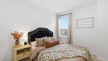 3 bedrooms, iron/ironing board, travel cot, free WiFi