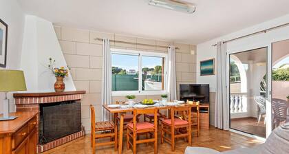 Villa Ponent - Three Bedroom Villa, Sleeps 6