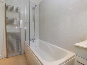 Shower - Castle Terrace (Penrith)
